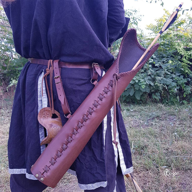 Brace Arrow Sleeve For Outdoor Adjustable Cross Strap Holster