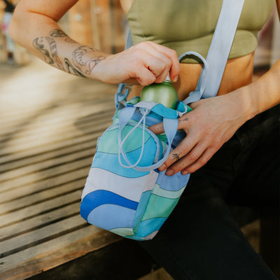 Portable Water Bottle Bag Drawstring Nylon Crossbody Bag Handbag