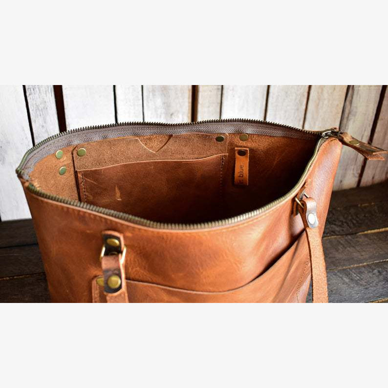 Large Rivet Tote For Women Commuter Oil Wax Leather Bag