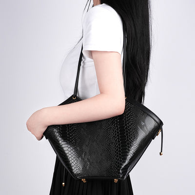 Underarm Bag For Commuter Snakeskin Grain Leather Shoulder Purse