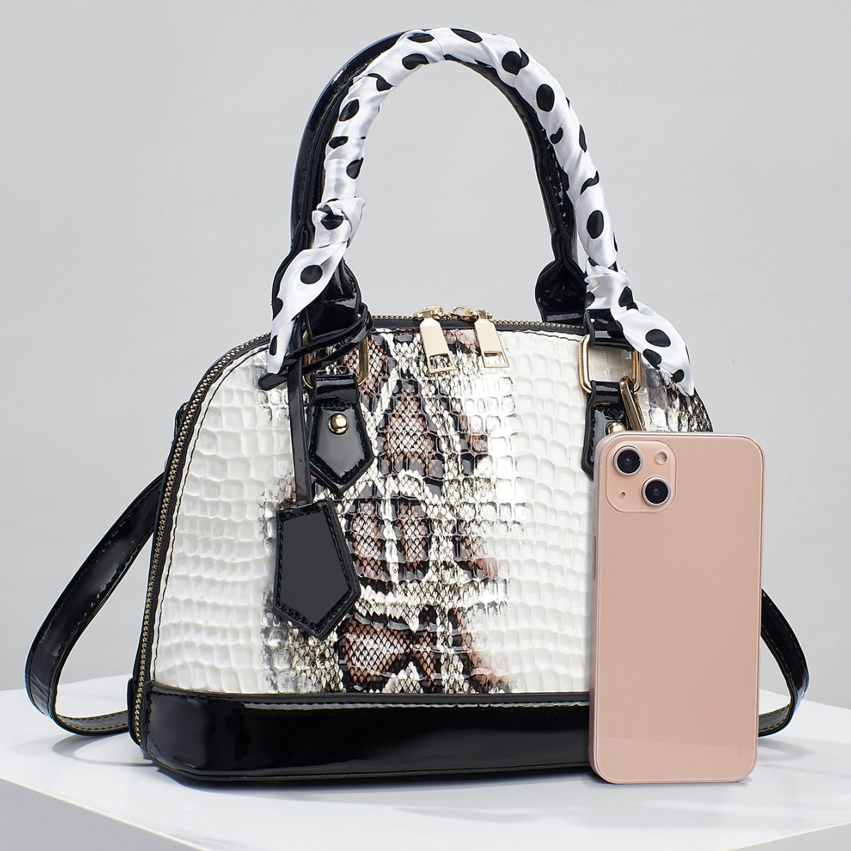 Snakeskin Grain Top Handbag Large Capacity Seashell Crossbody Bag