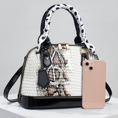 Snakeskin Grain Top Handbag Large Capacity Seashell Crossbody Bag