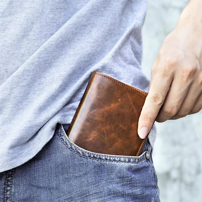 Retro Leather Wallet for Men RFID Blocking Credit Card Holder