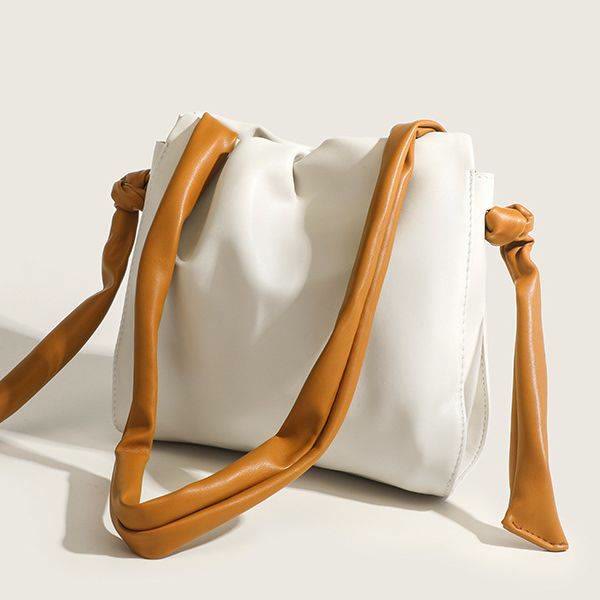 Elegant Crossbody Bag For Women Soft Leather Cloud Pattern Bag