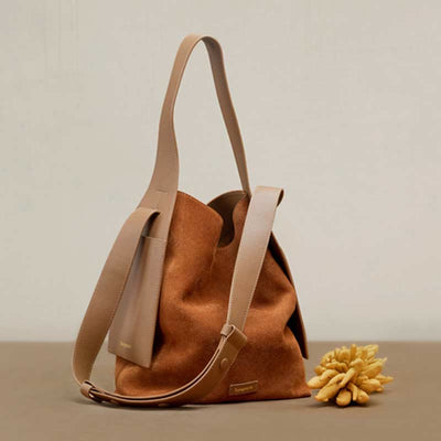 Magnetic Shoulder Bag for Women Daily Large Capacity Leather Tote