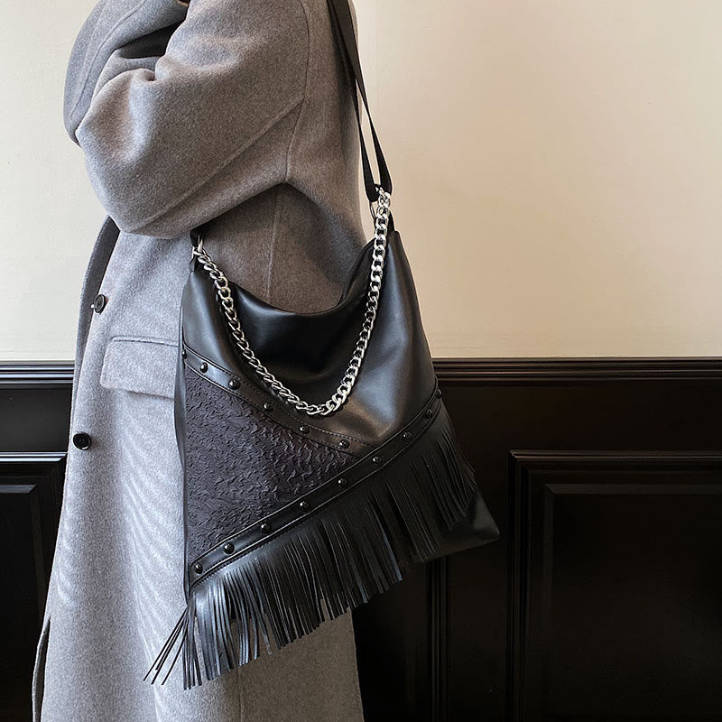 Rivet Tote Bag Women Large Capacity Motorcycle Tassel Chain Bag